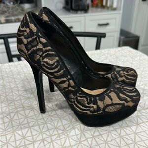 NWOB Mix No. 6 Black and Nude Stiletto Heels